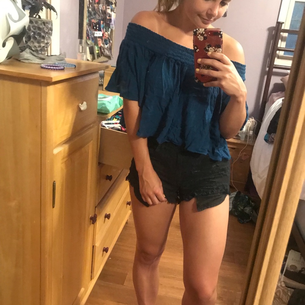 Shirt - Picture 4 of 4